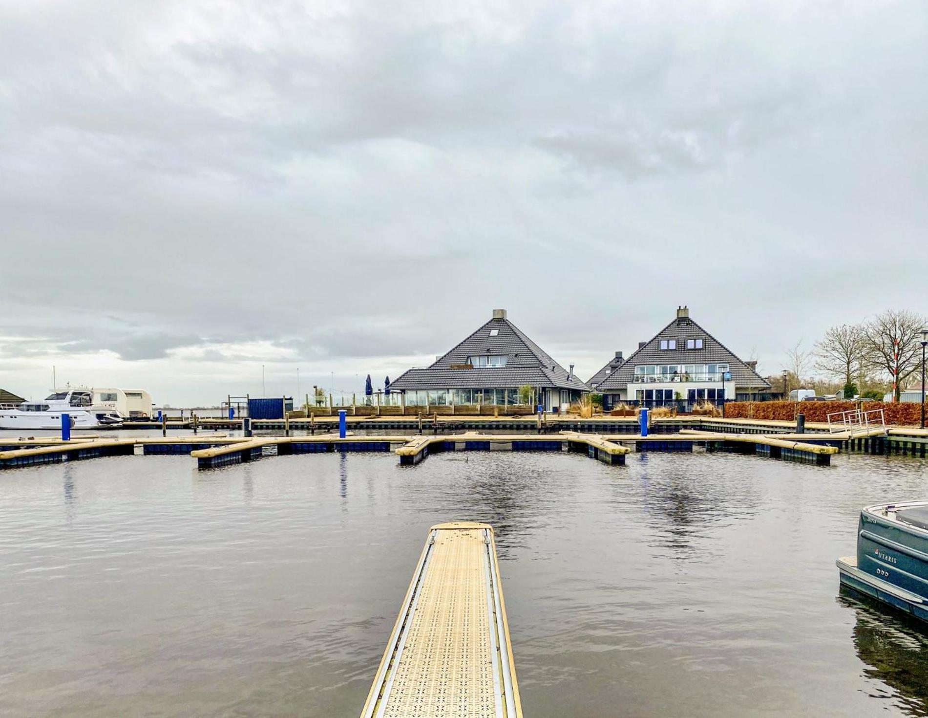 Houseboat Blue Sneekermeer Offingawier Exteriér fotografie